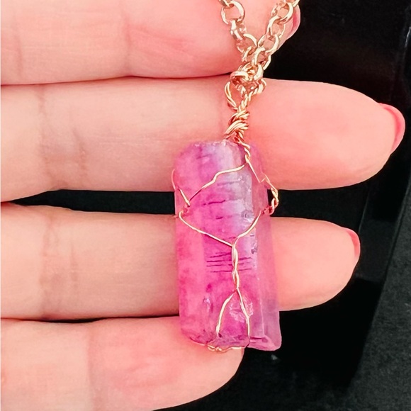 Copper wire wrapped pink quartz and matching necklace - Picture 1 of 5